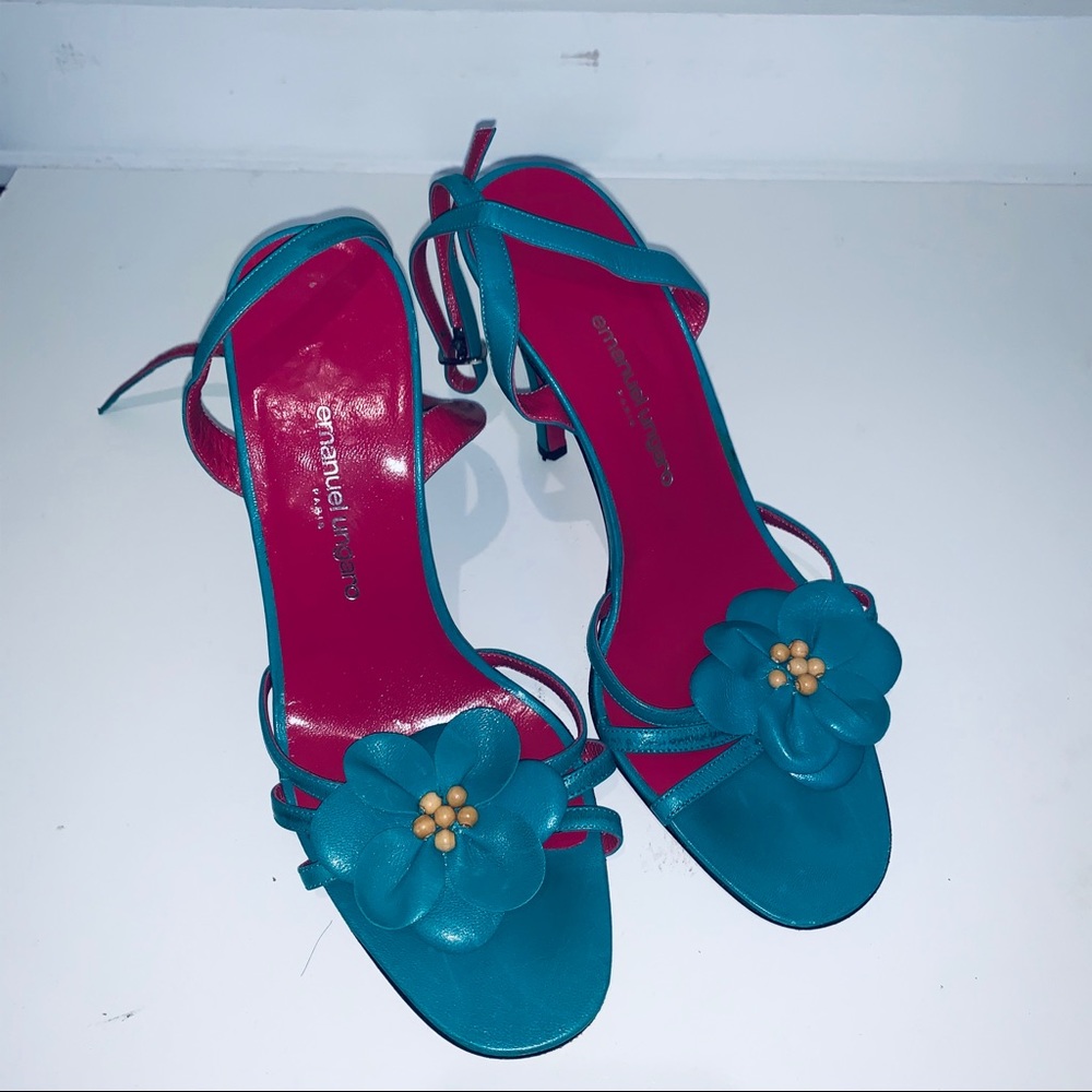 Emanuel Ungaro Sandals teal with flower, 4” size 9
